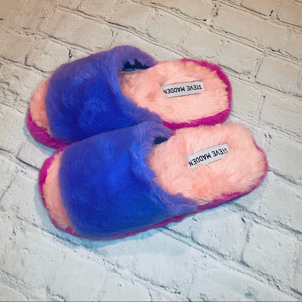 Steve Madden Slippers